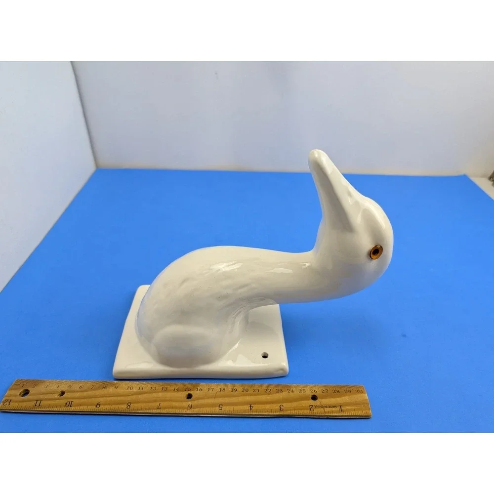 Vintage White Ceramic Glass Eye Duck Wall Mount Figure Apron Towel Holder Farm